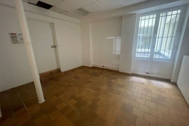 Location-pure-VL2-3496-httpwwwwallpartnersfr-PARIS